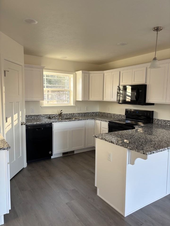124 E Sunset Cove Ln - Photo 5 of 20