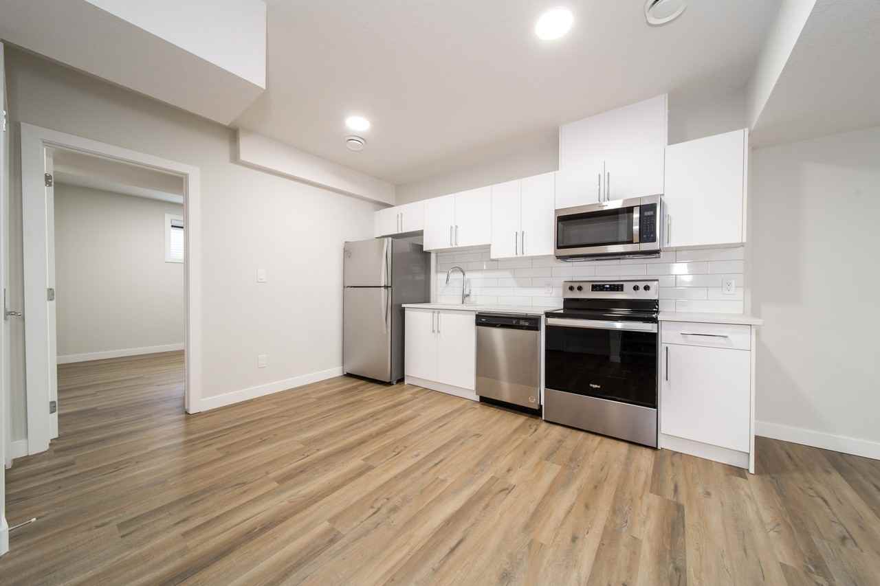 100-B Penn Place - Photo 2 of 11