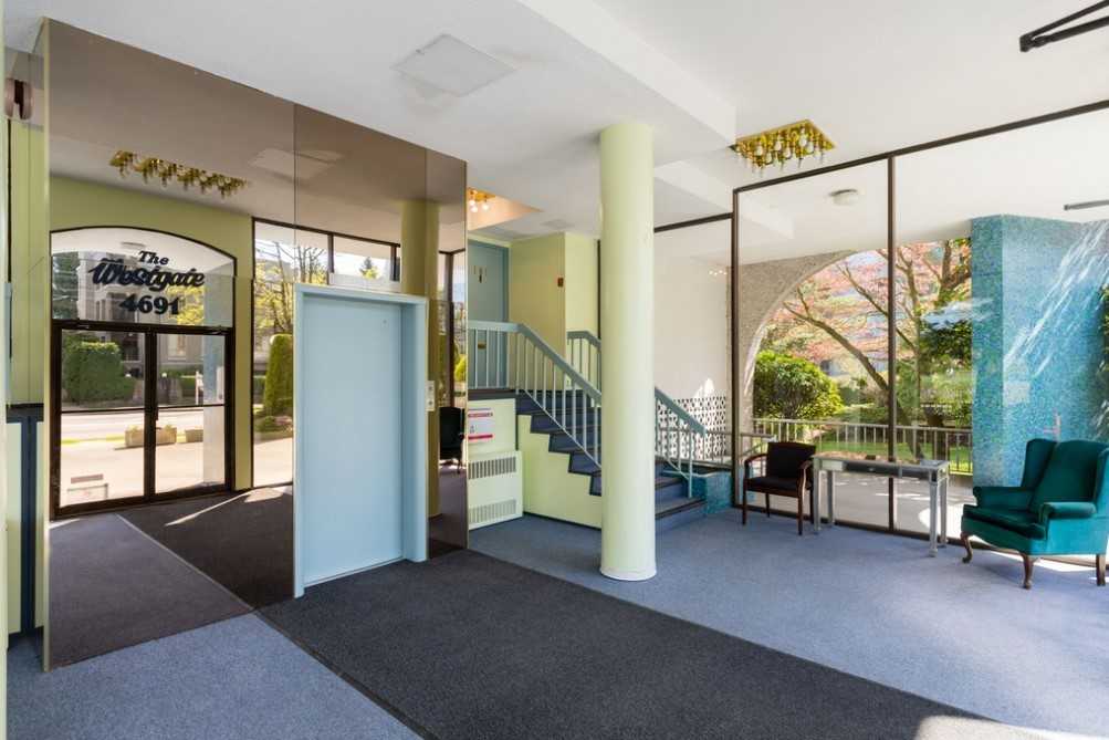 [ID#179] 1 BED – 1 BATH apartment @ WEST POINT GREY - Photo 2 of 17