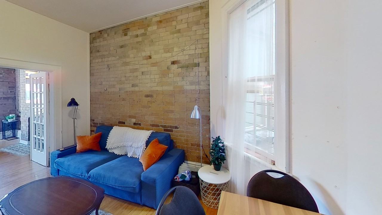 97 Wolseley St - Photo 4 of 8