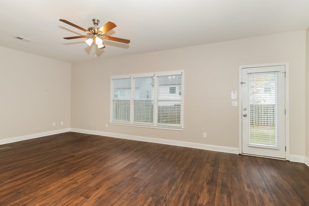 45 Celtic Ct - Photo 6 of 17