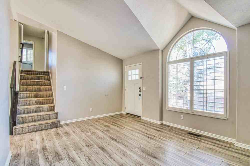 8457 Se - Photo 5 of 18