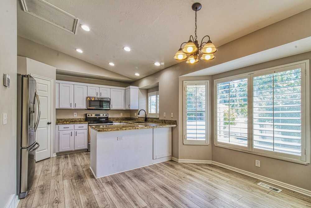 8457 Se - Photo 6 of 18