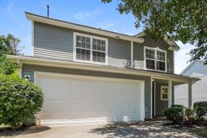 featured image of 555 River View Dr