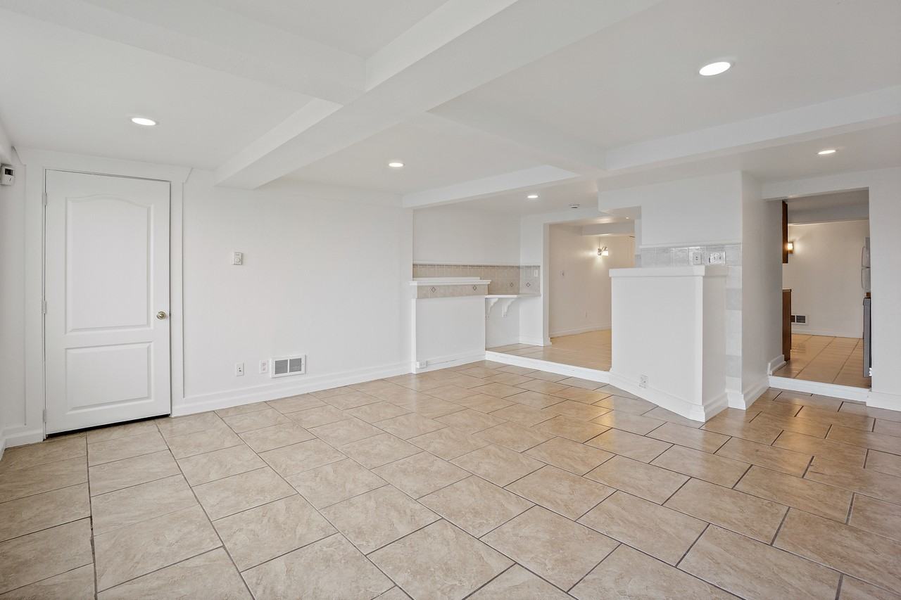 2136 Alki Ave Sw #102 - Photo 2 of 21