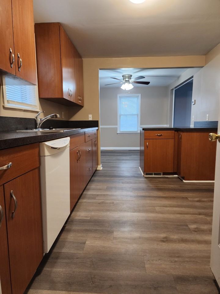 25950 Southwestern Hwy #1 - Photo 2 of 14