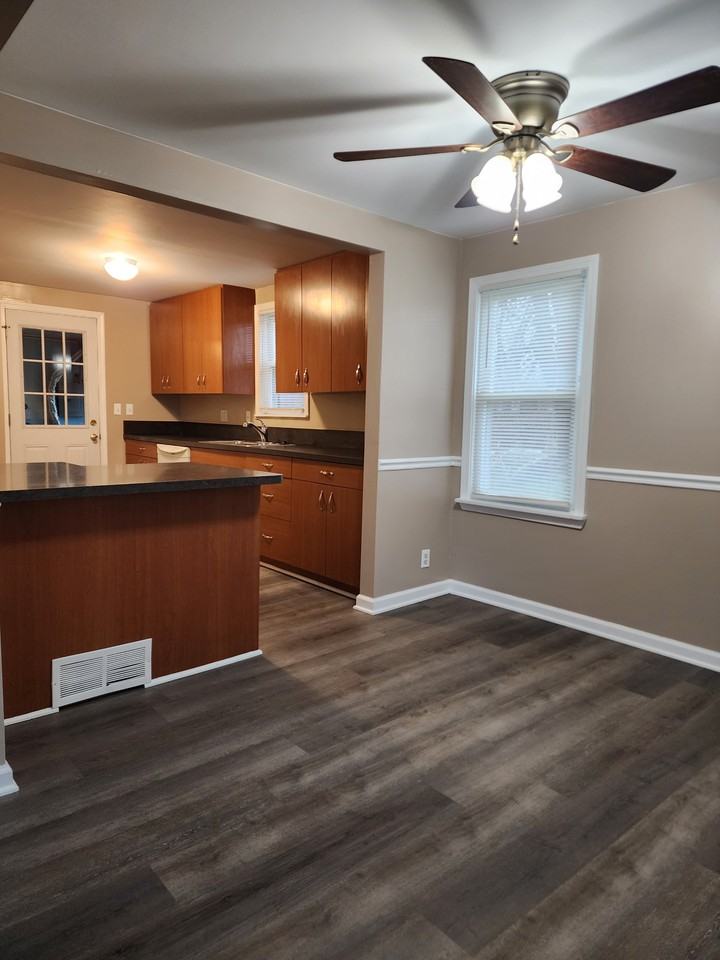 25950 Southwestern Hwy #1 - Photo 3 of 14