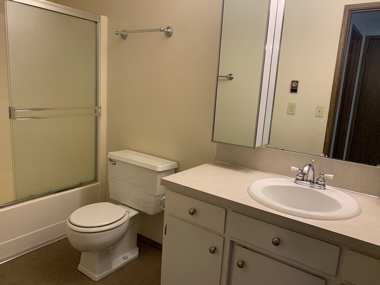 202 La Villa Dr #202 - Photo 4 of 13