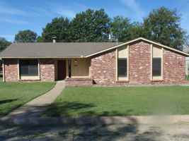 featured image of 1217 Guinn Ln