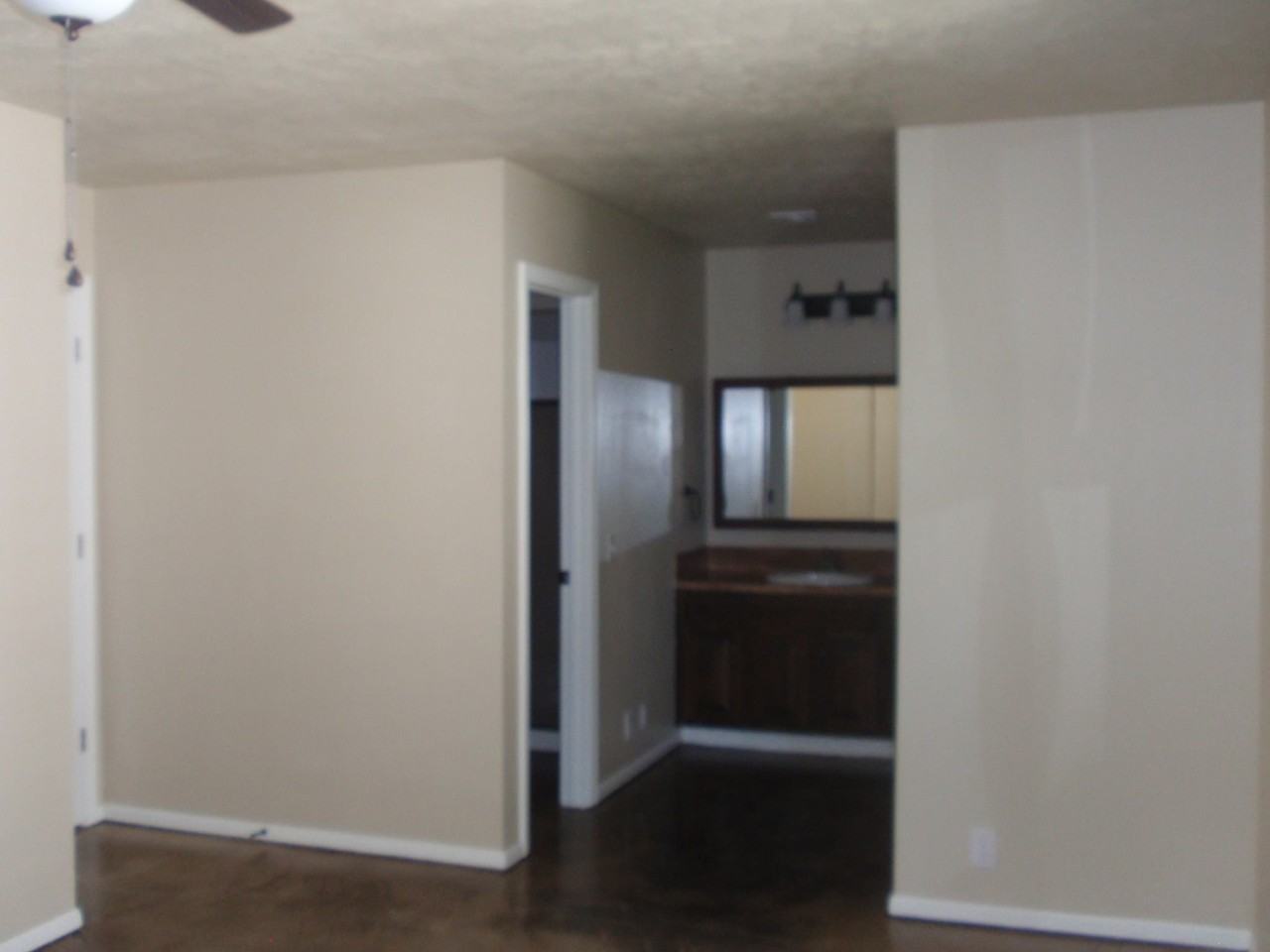 1217 Guinn Ln - Photo 6 of 8