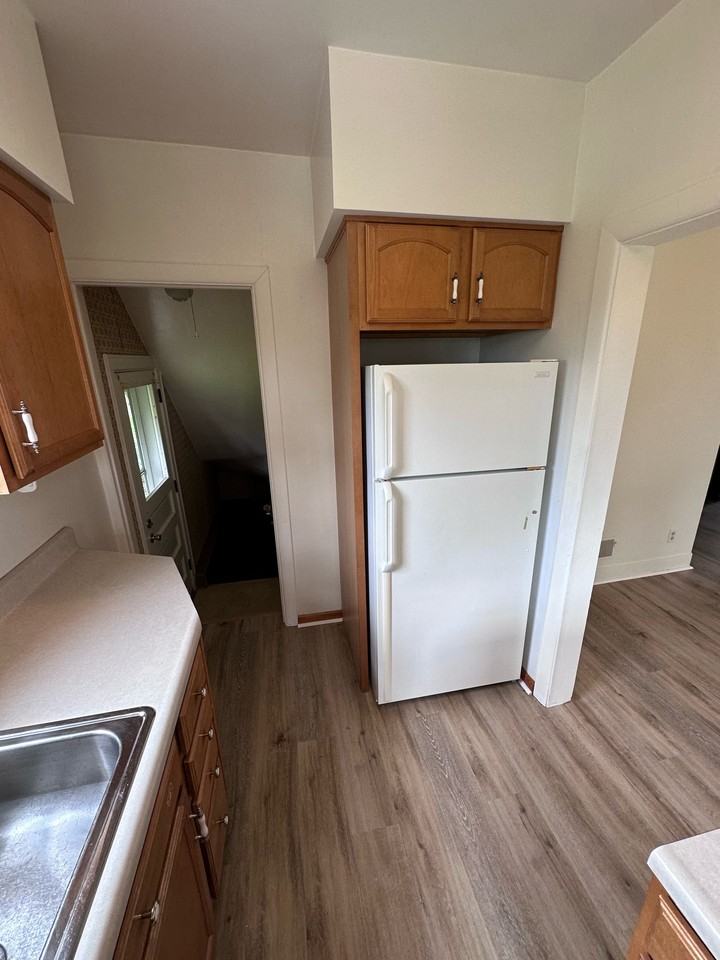 204 Shoup St #1 - Photo 7 of 13