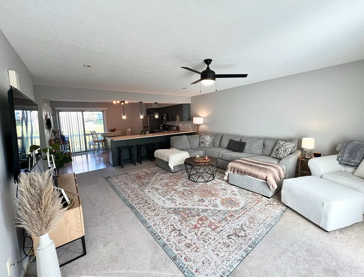 14 Sunridge Drive - Photo 4 of 10