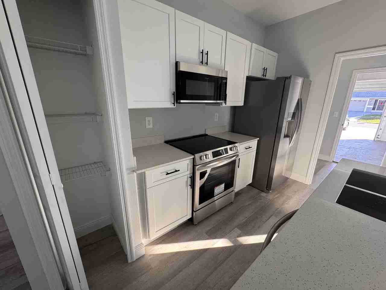 1940 Alan Streetclientes@realtymiamigroup.com #1 - Photo 6 of 23