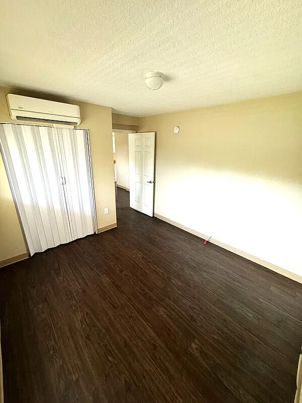 3015 C.R. Smith StreetUnit 41 #41 - Photo 5 of 10