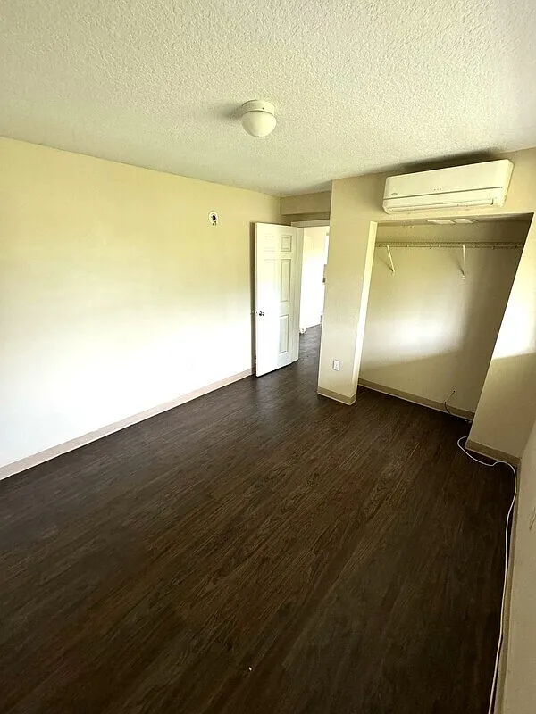 3015 C.R. Smith StreetUnit 41 #41 - Photo 6 of 10