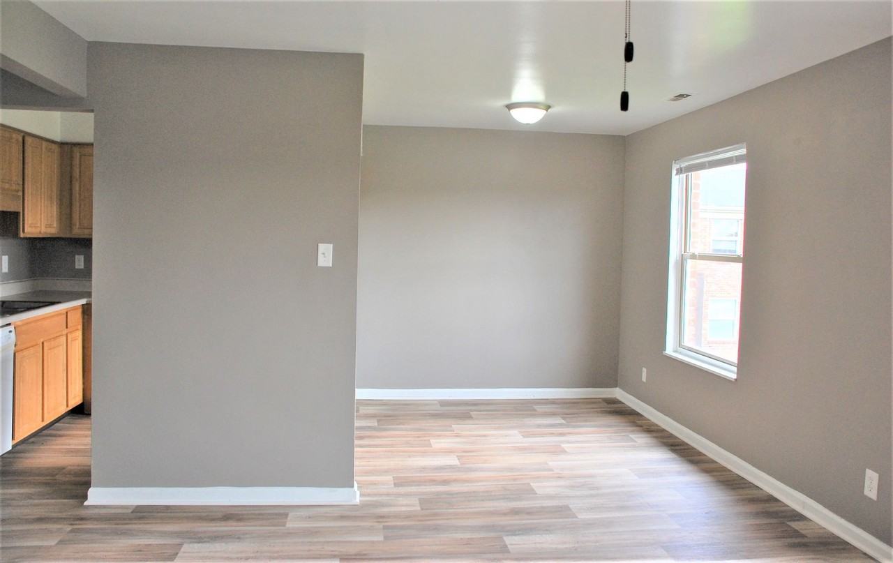 6933 Buckridge West Drive - Photo 6 of 6