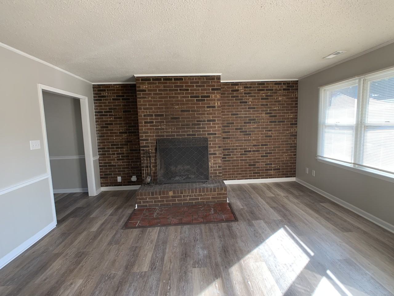 223 Welch Ave #A - Photo 5 of 7