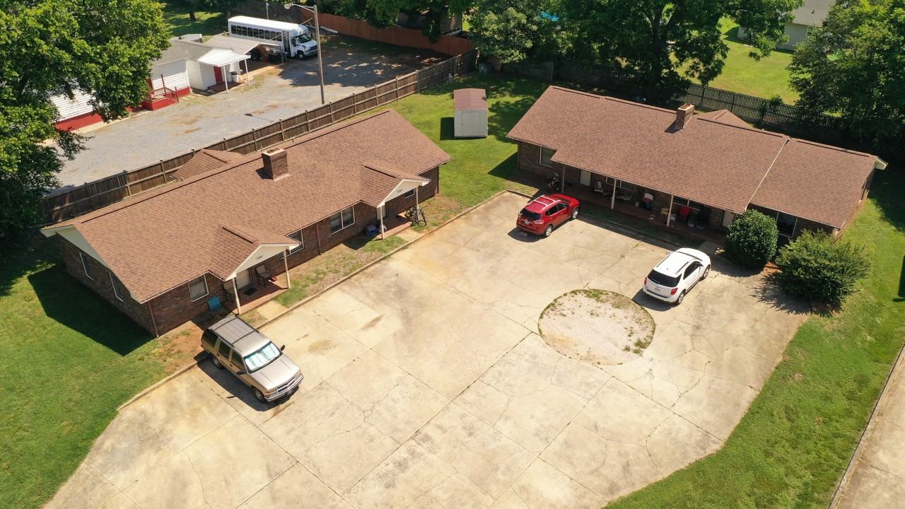 223 Welch Ave #A - Photo 6 of 7