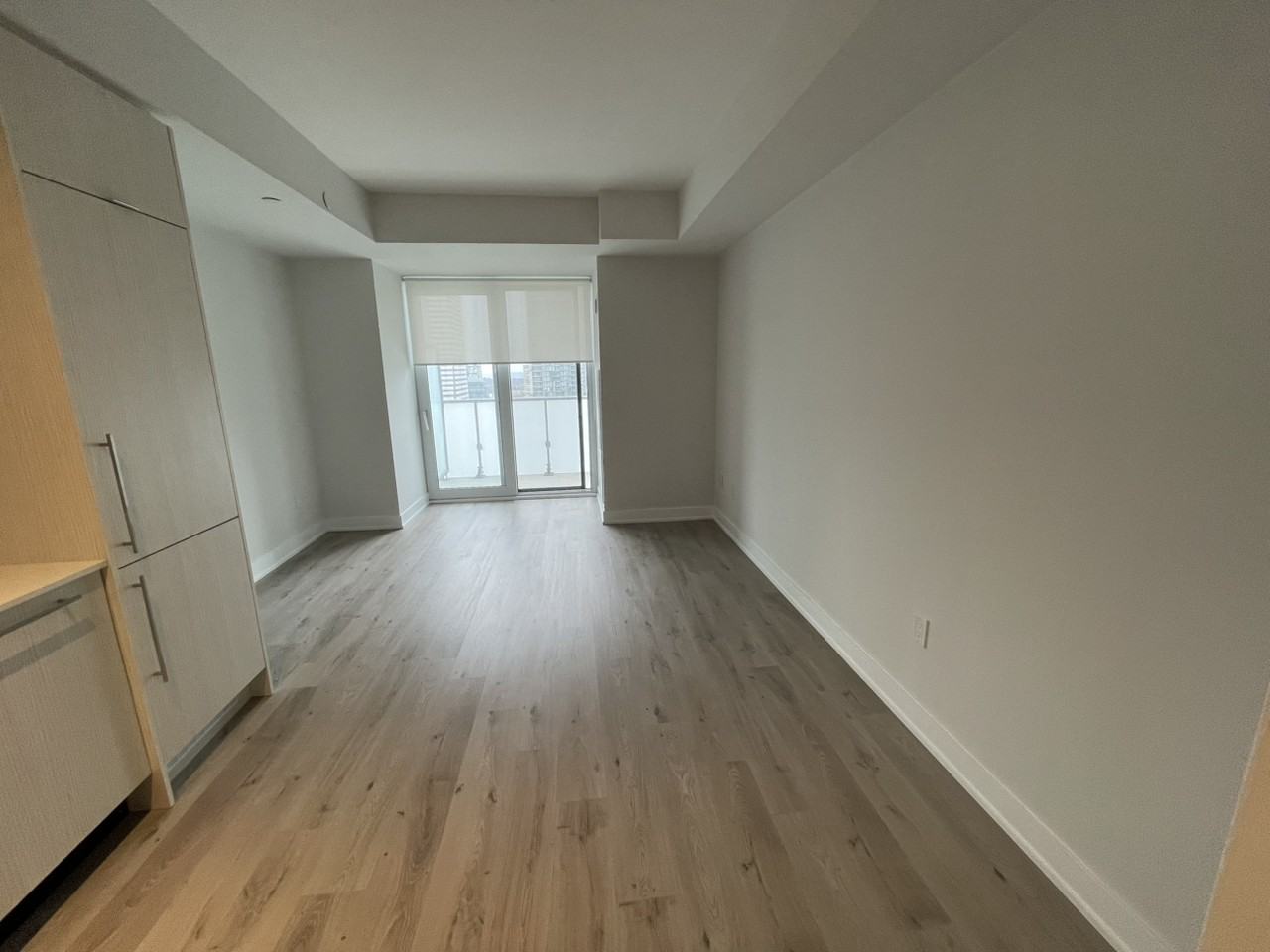 430 Square One Dr - Photo 5 of 8