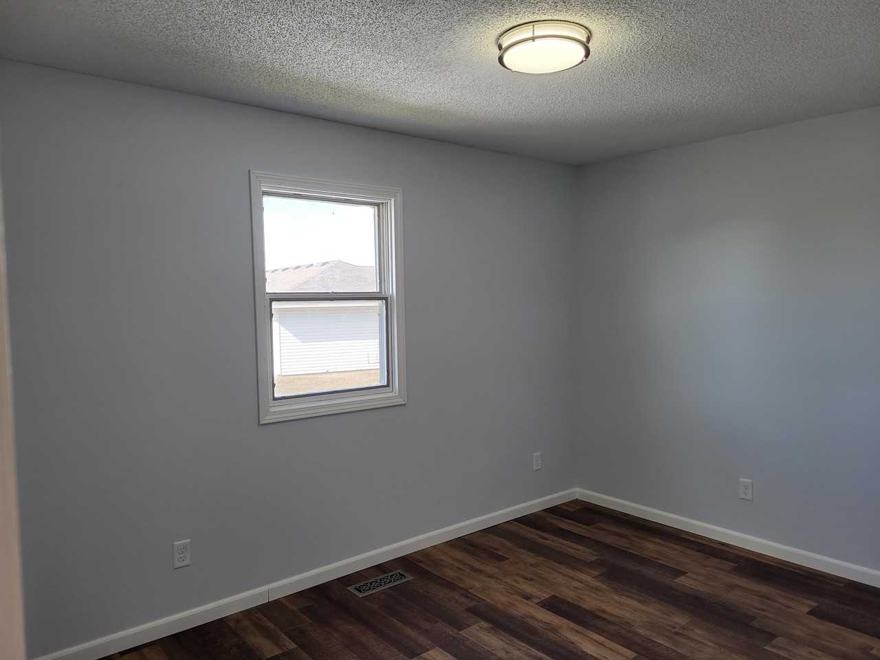 2251 Fairfax Dr #2251 - Photo 6 of 7