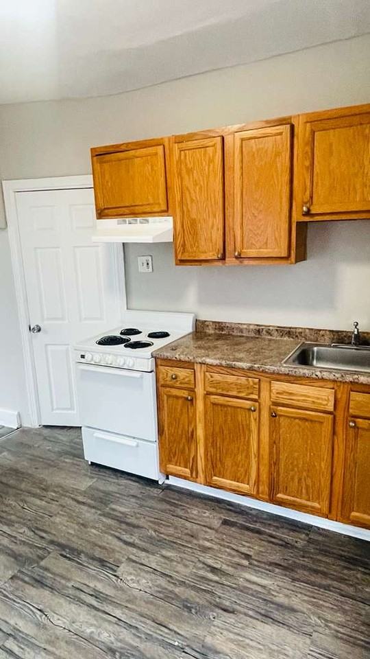 263 S 62nd St #2 - Photo 6 of 13