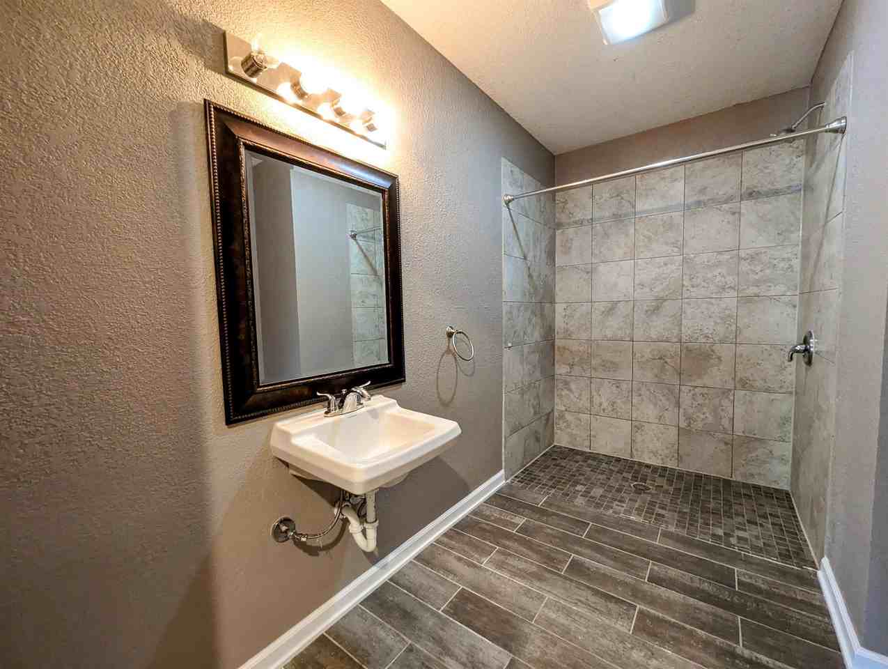 1319 B Ave W #32 - Photo 3 of 23