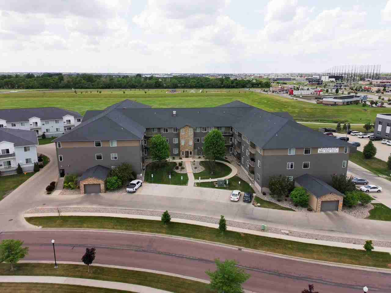 Welcome to Crystal Creek Place — Modern Living in South Fargo - Photo 5 of 35
