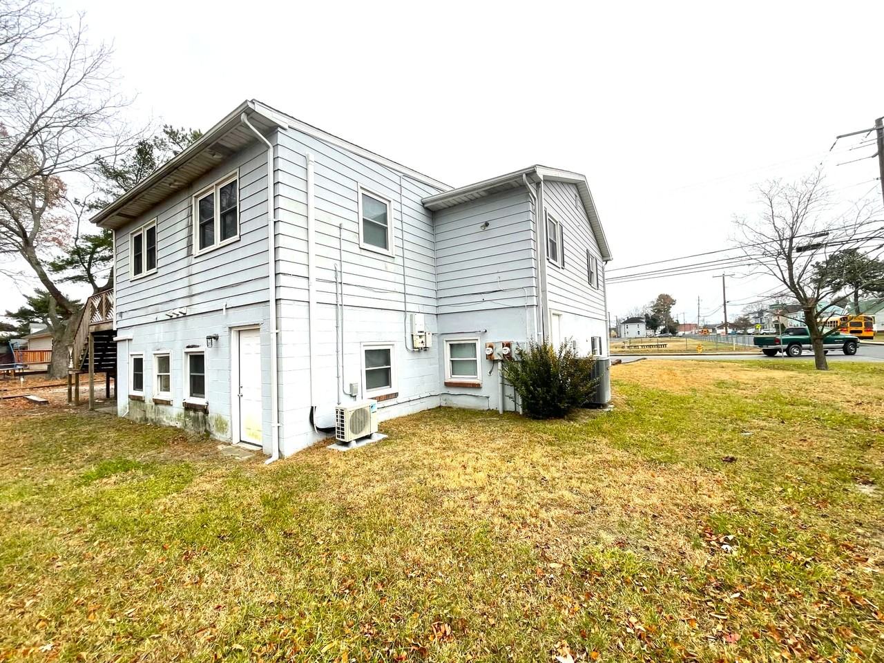 1200 Emerson Ave #C - Photo 4 of 11