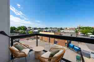 featured image of 2944 17th Ave S