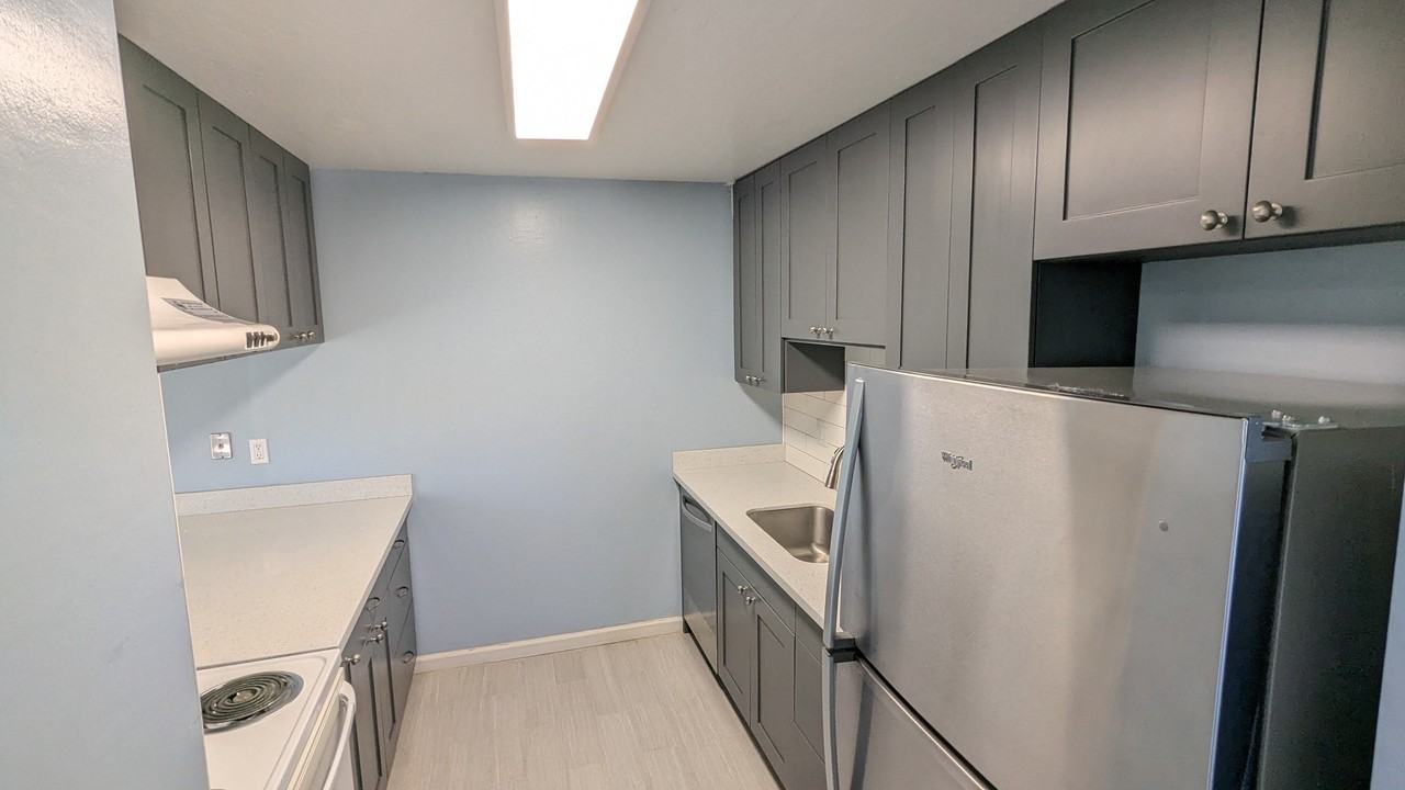 3506 Mccoppin Park Ct #1 - Photo 5 of 17