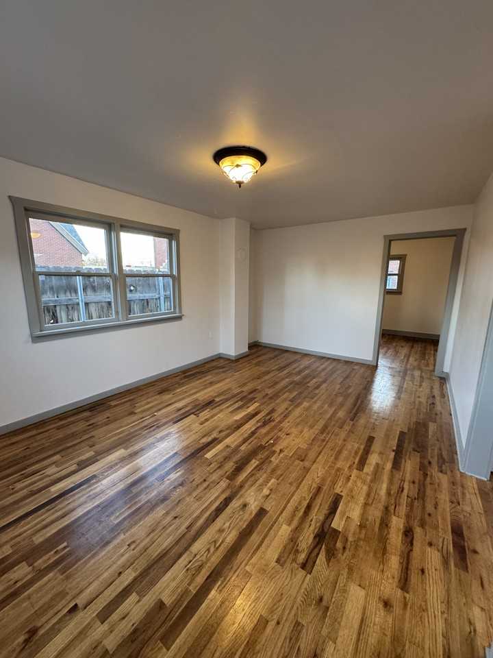 157 North 4th East Street - 5 #5 - Photo 7 of 21