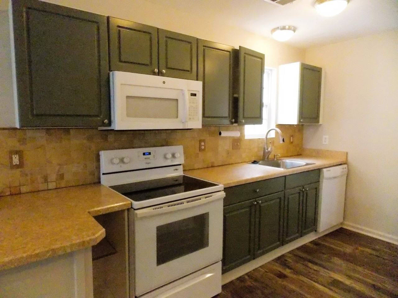 221 Addison Cottage Way #1 - Photo 2 of 11