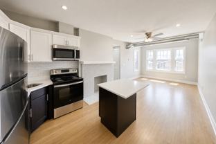 5535 HOBART STREETAPT 8 - Photo 1 of 1