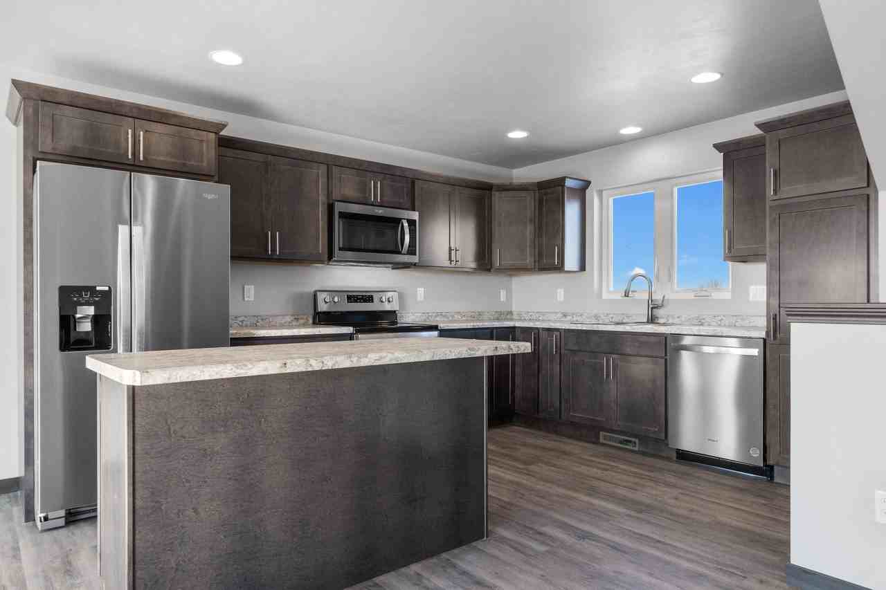 3653 E Rubyred Dr #1 - Photo 6 of 19