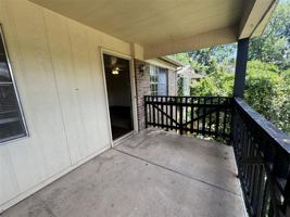 featured image of 204 W Gooch St #8