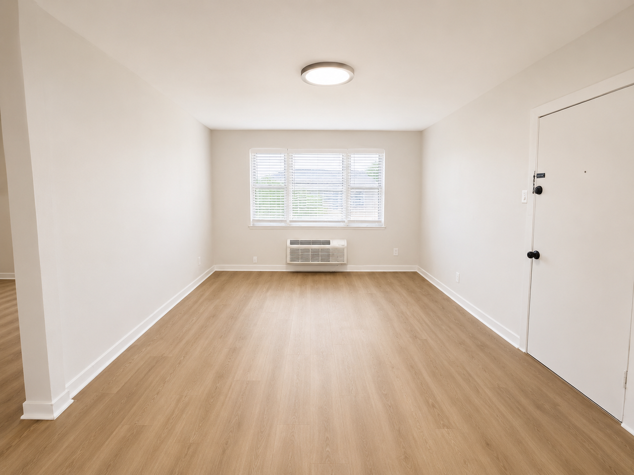 Westwood Court Apts - Photo 3 of 10