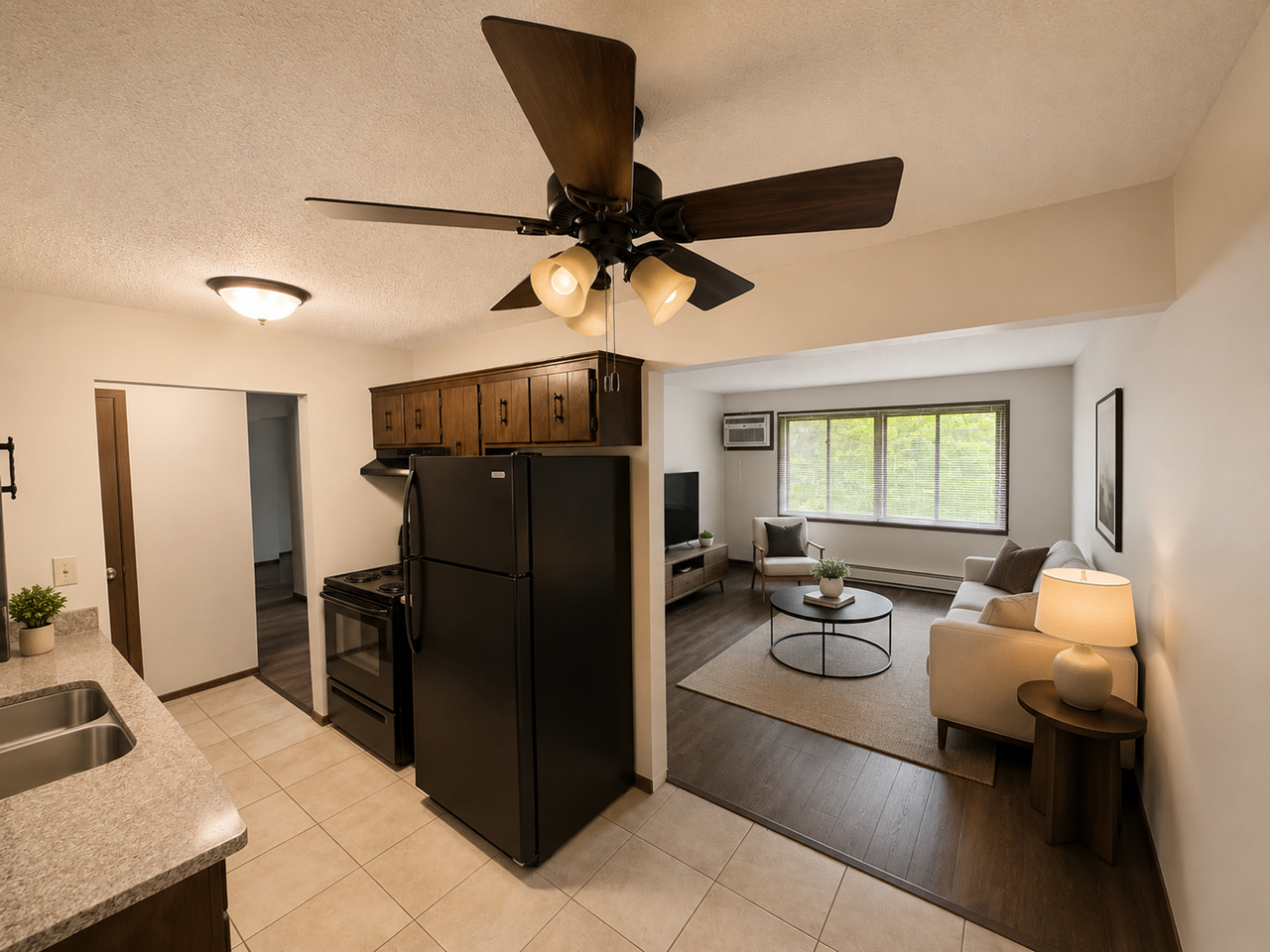 2520 Fairoak - Photo 4 of 10