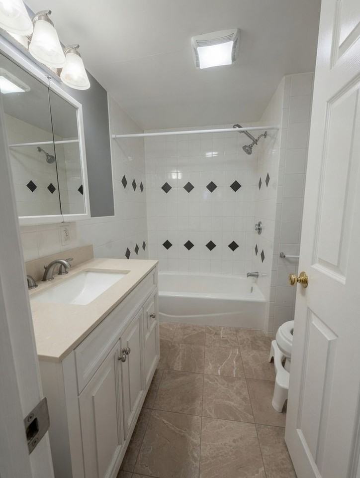 14 Duval St - Photo 6 of 12