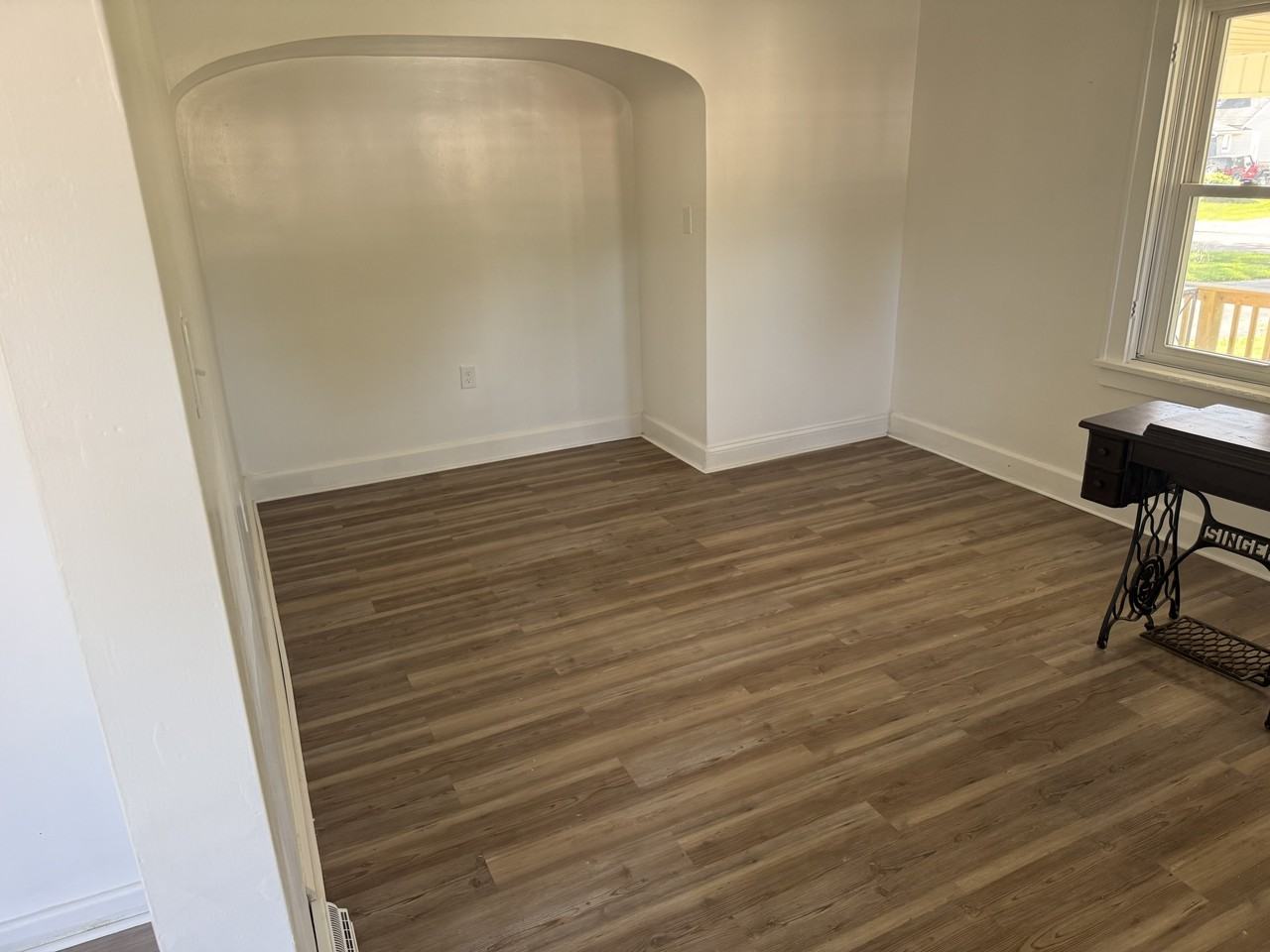 20 Erskine Ave #2 - Photo 3 of 8