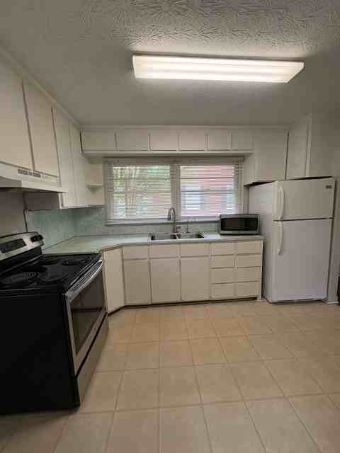 2174 Trailwood Dr Se #1 - Photo 7 of 20