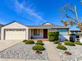 featured image of 1384 Vista Grande #1