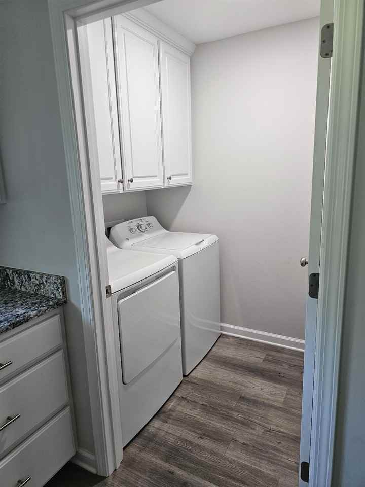 1304 Clearmont Dr #1 - Photo 6 of 7