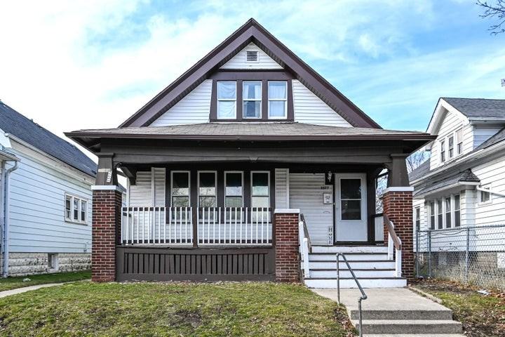 3377 N 28th St #1 - Photo 2 of 10
