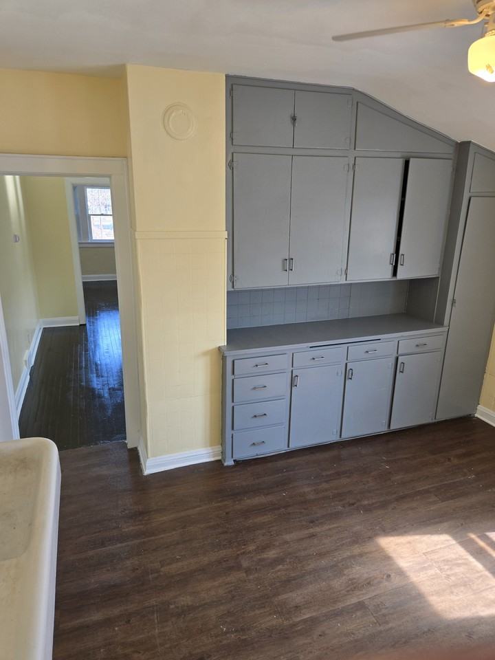 3377 N 28th St #1 - Photo 3 of 10