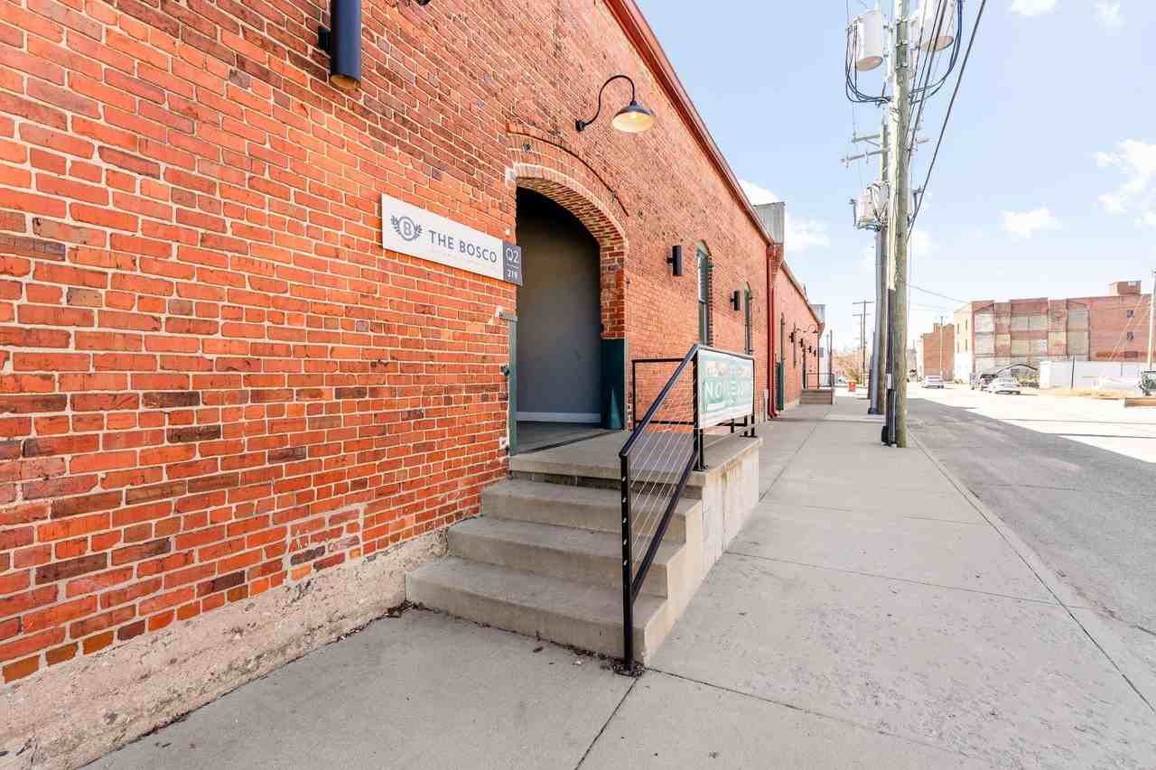 219 E Bank St #118 - Photo 3 of 43