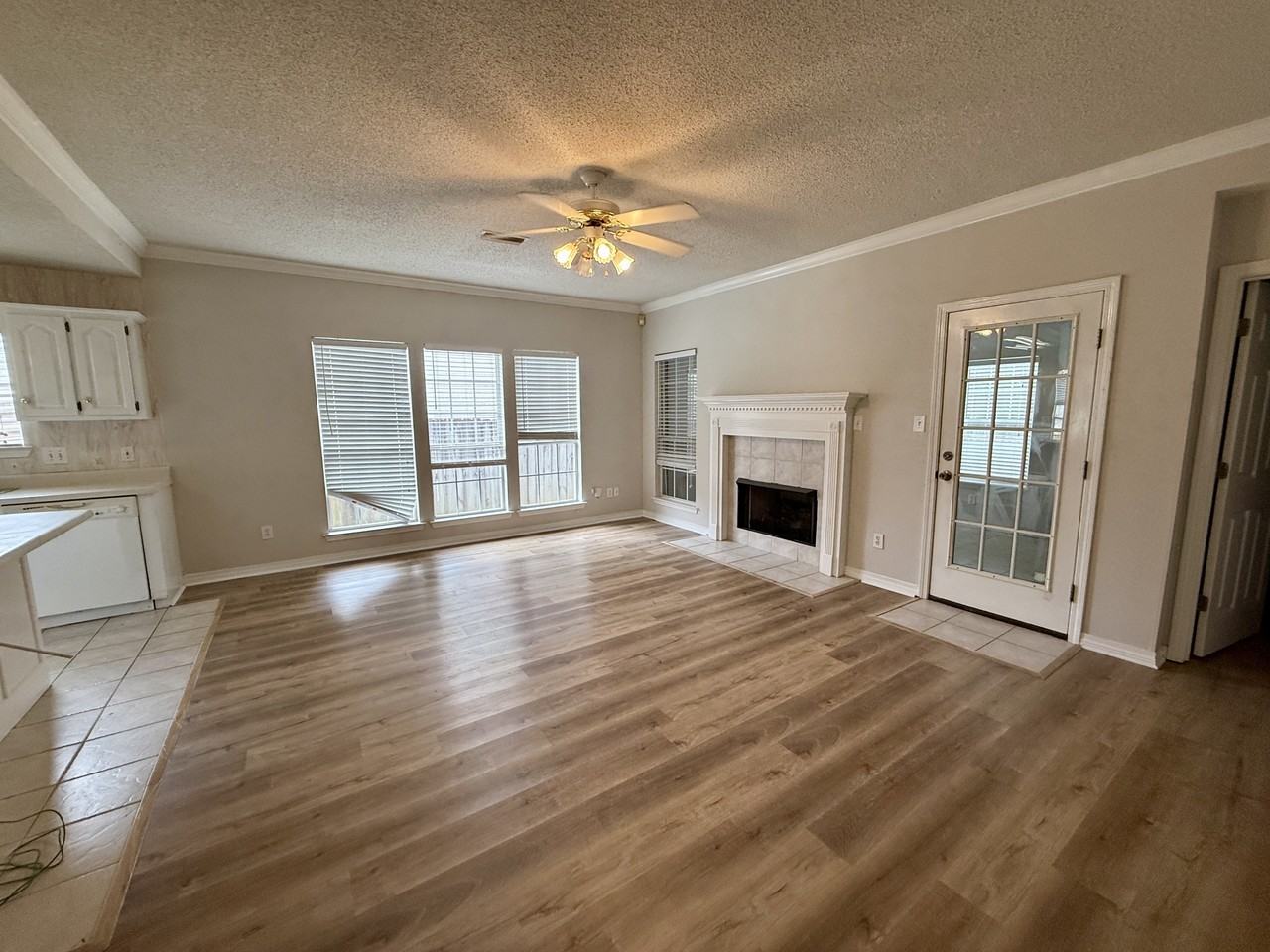 854 Louise Ave #1 - Photo 6 of 24