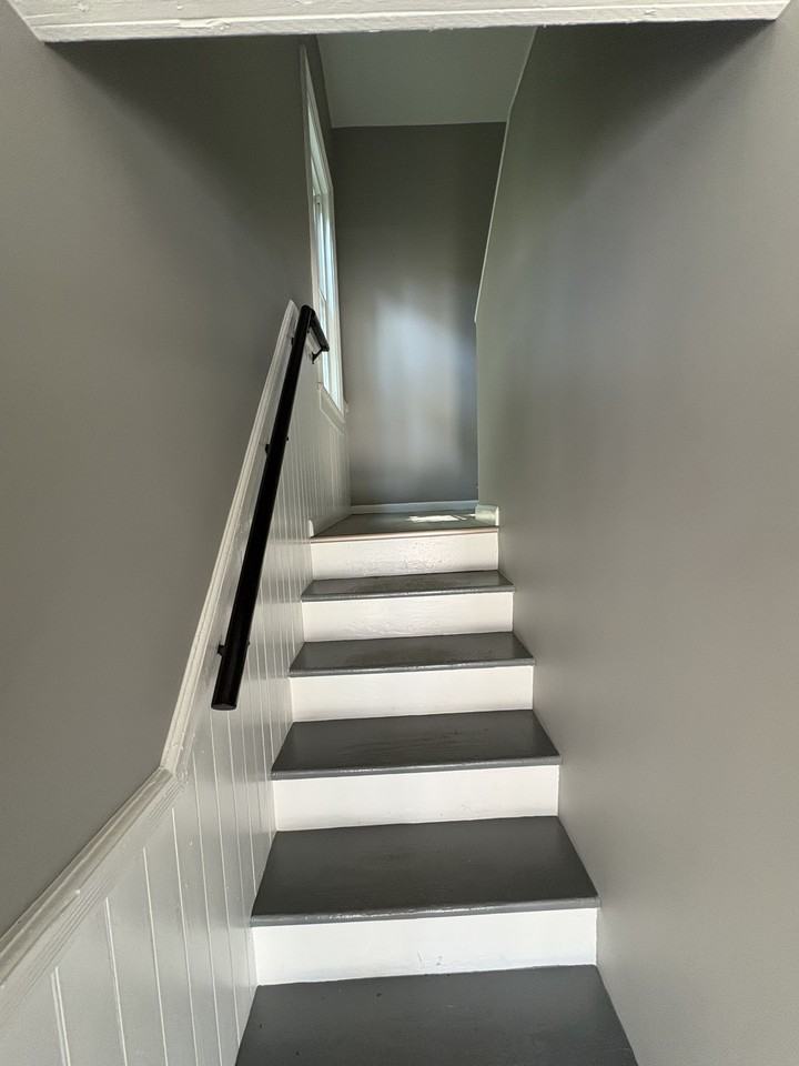 662 2nd Ave #4 - Photo 2 of 11