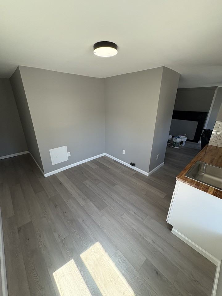 662 2nd Ave #4 - Photo 5 of 11