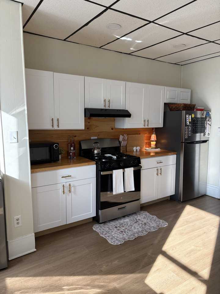 929 Broadway - 2 #2 - Photo 4 of 11