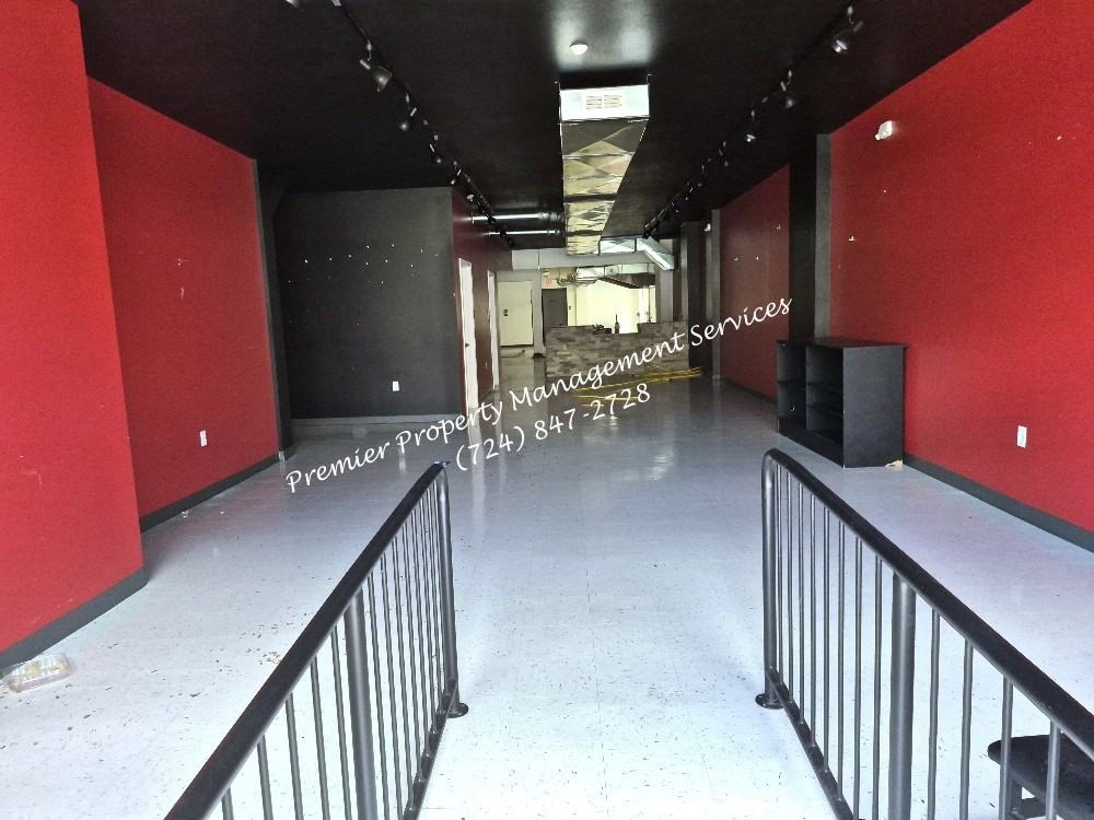 538 Midland Ave - Photo 4 of 7